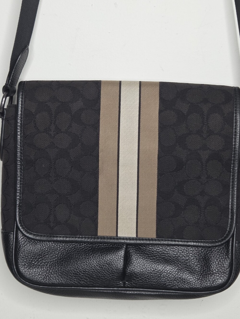 Coach Heritage Stripe Signature Messenger Crossbody Bag - Style C6583 - N2H2144